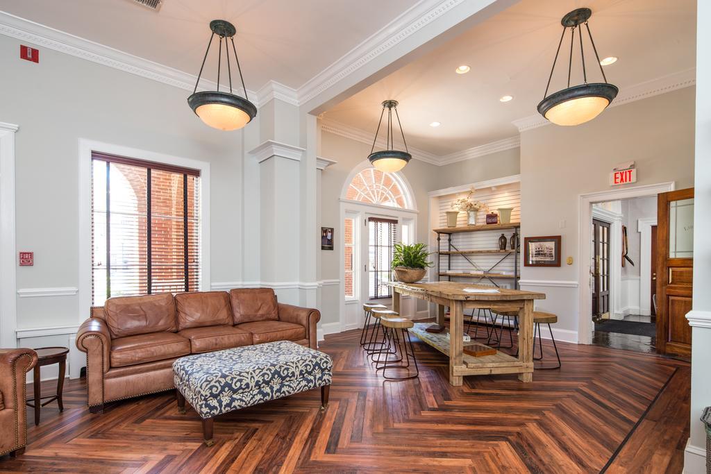 The Tidewater Inn Истон Экстерьер фото