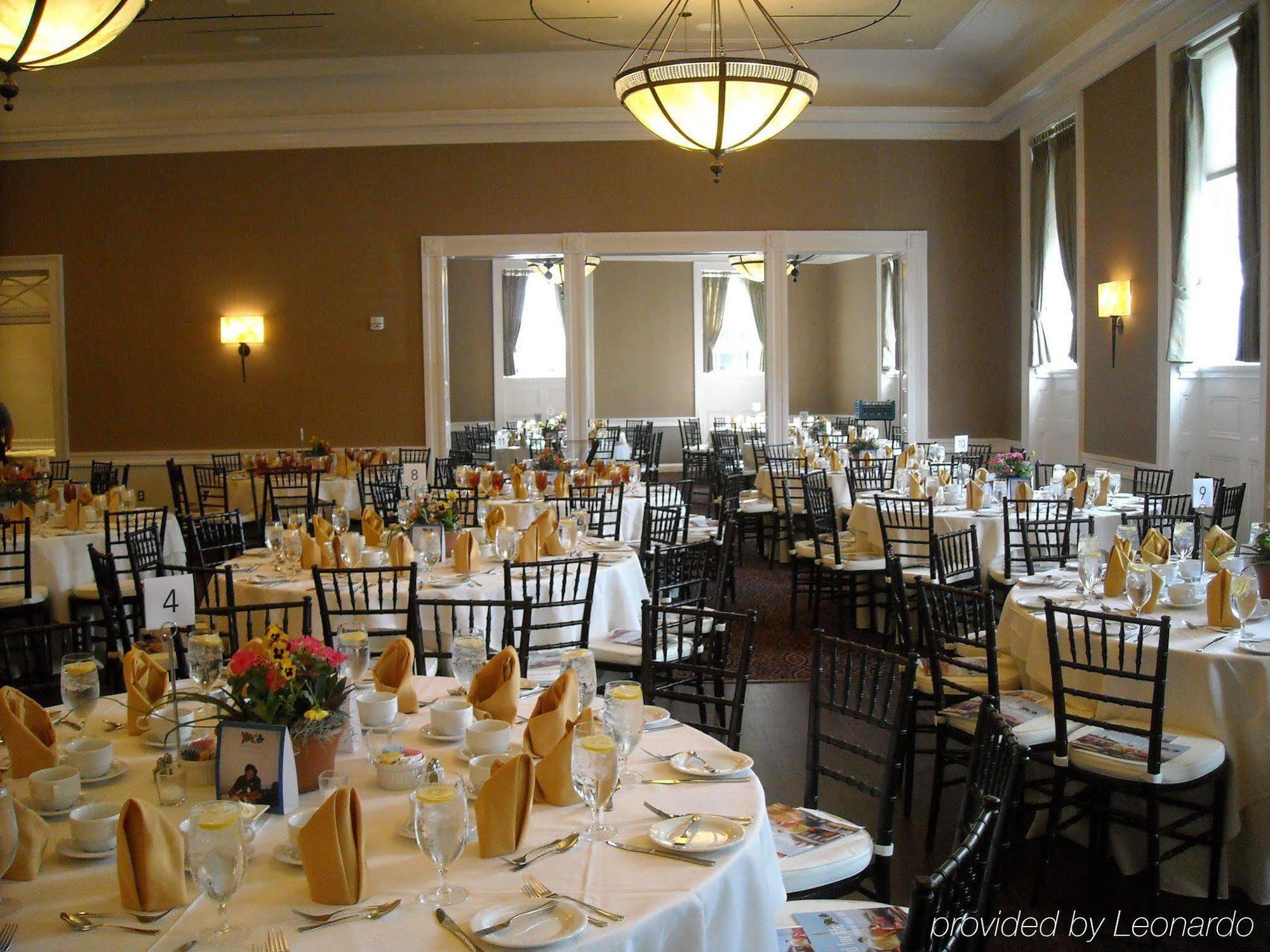 The Tidewater Inn Истон Ресторан фото