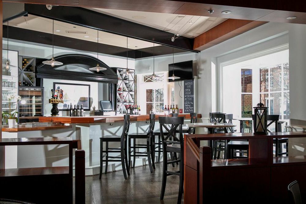 The Tidewater Inn Истон Экстерьер фото